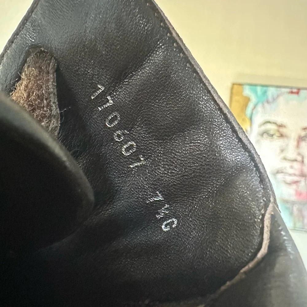 Gucci GG Coated Canvas Leather Front Ribbon Trim
Sneaker - Picture 4 of 11